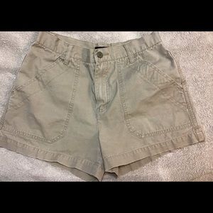 American Eagle Hi-Rise Shorts Size 6
